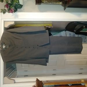 Women's Gray Pants Suit